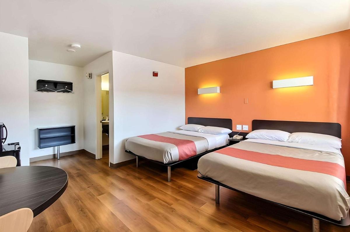Park Inn by Radisson, San Jose - Housity