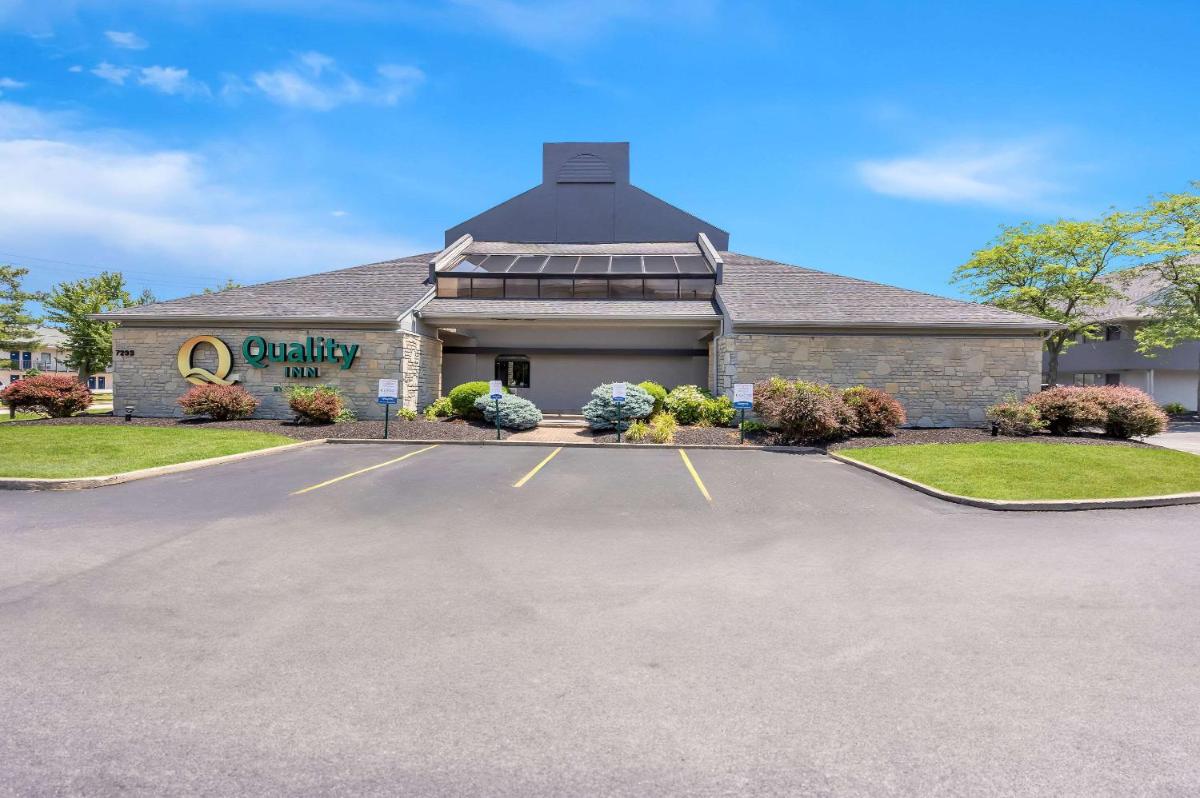 Quality Inn Middleburg Heights near Cleveland Airport - Housity