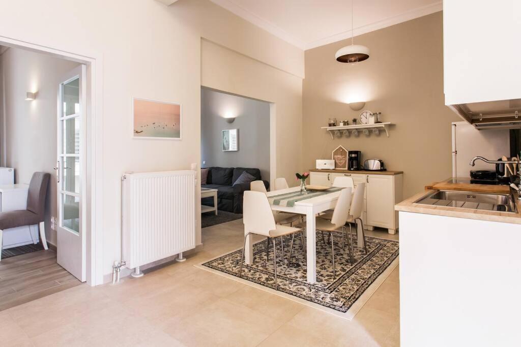 Suitetrails - 100 sqm Acropolis Apartment