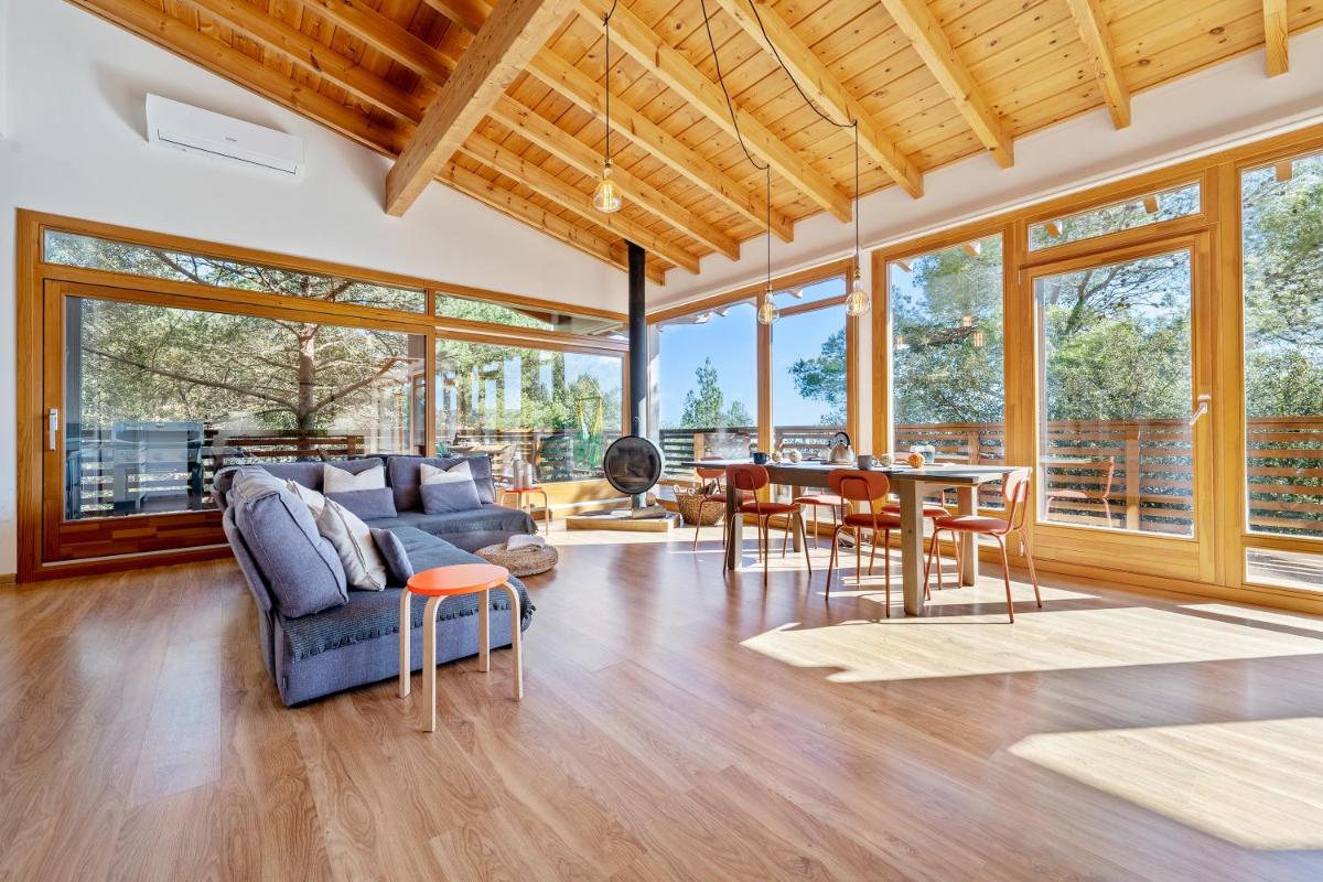 Casa nórdica en el bosque con vistas al mar - Housity