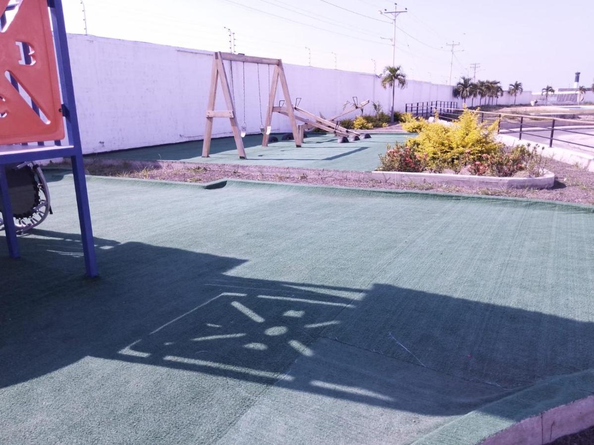 CASA EN Urbanización PRIVADA MARINA BAY-MIRADOR PUNTA BLANCA - Housity