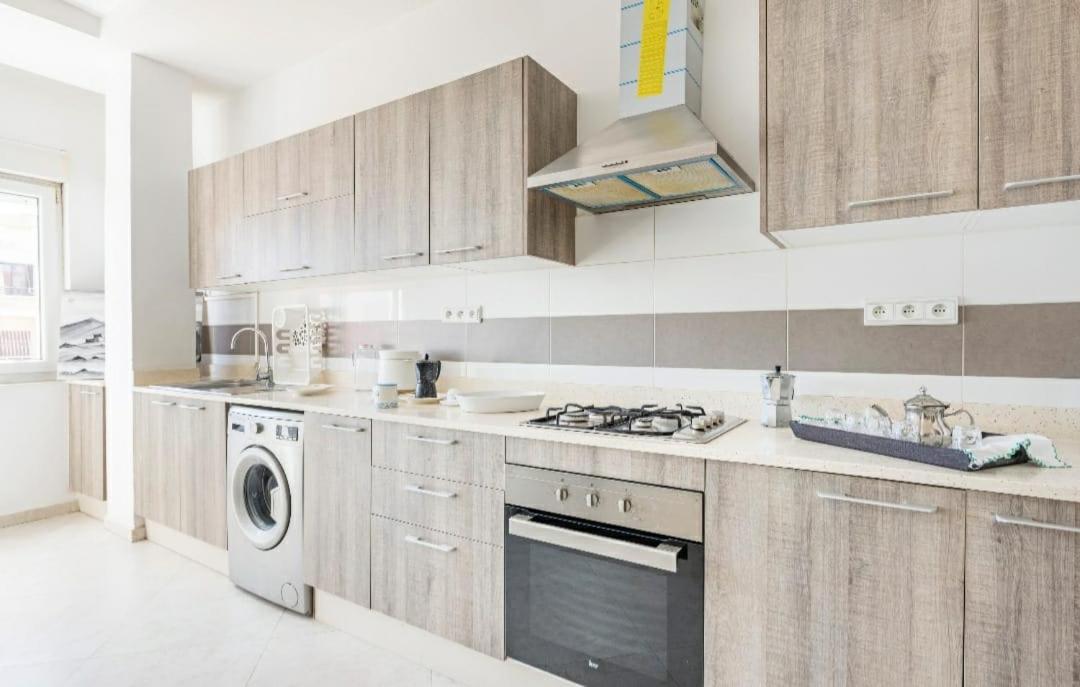 Appartement 15 ensoleillé à 5 min de la plage El Jadida la Piscine à 15km de l'appartement - Housity