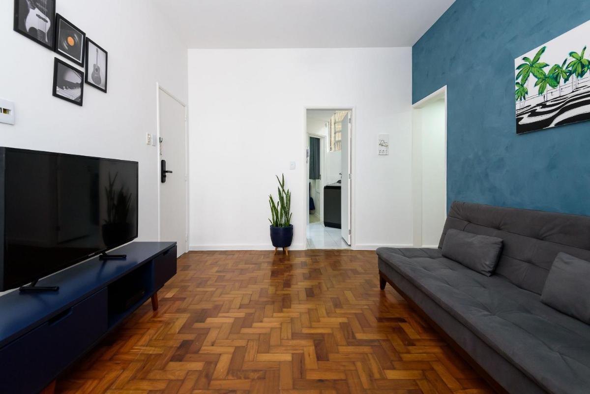 2Qtos a 100m da Praia de Copacabana | AS 13/705 - Housity