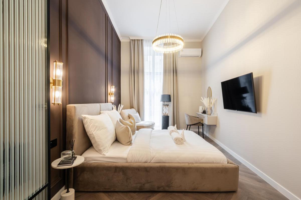 Timeless Boutique Suites by BQA - Housity