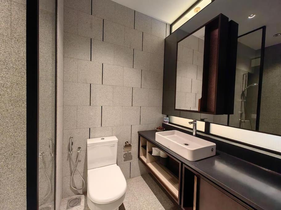 Scarletz Suites by Stevvy KL Home Stay - Housity