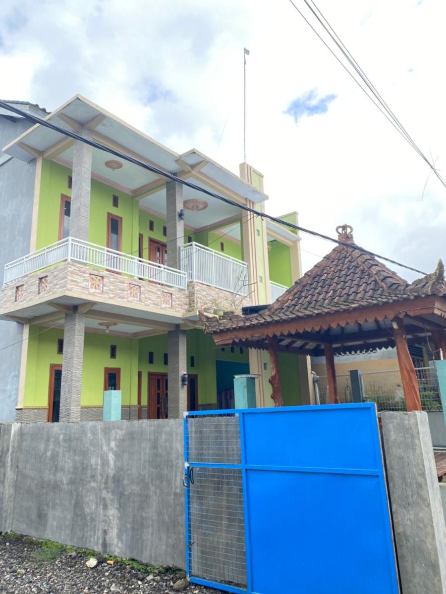 Ijen kingdom guest house - Housity