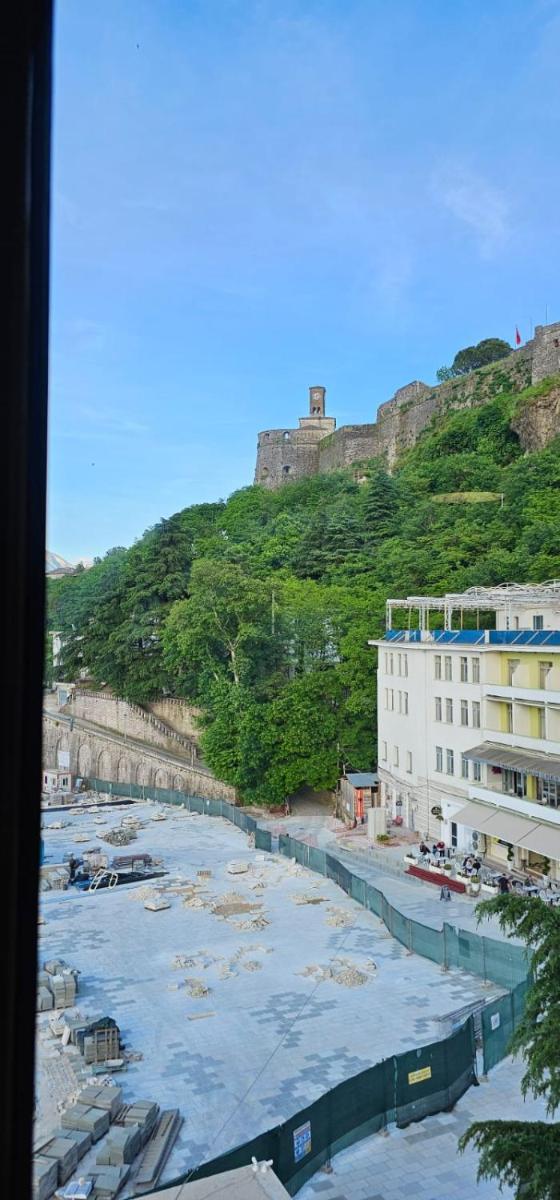 Hotel Sofra - Housity