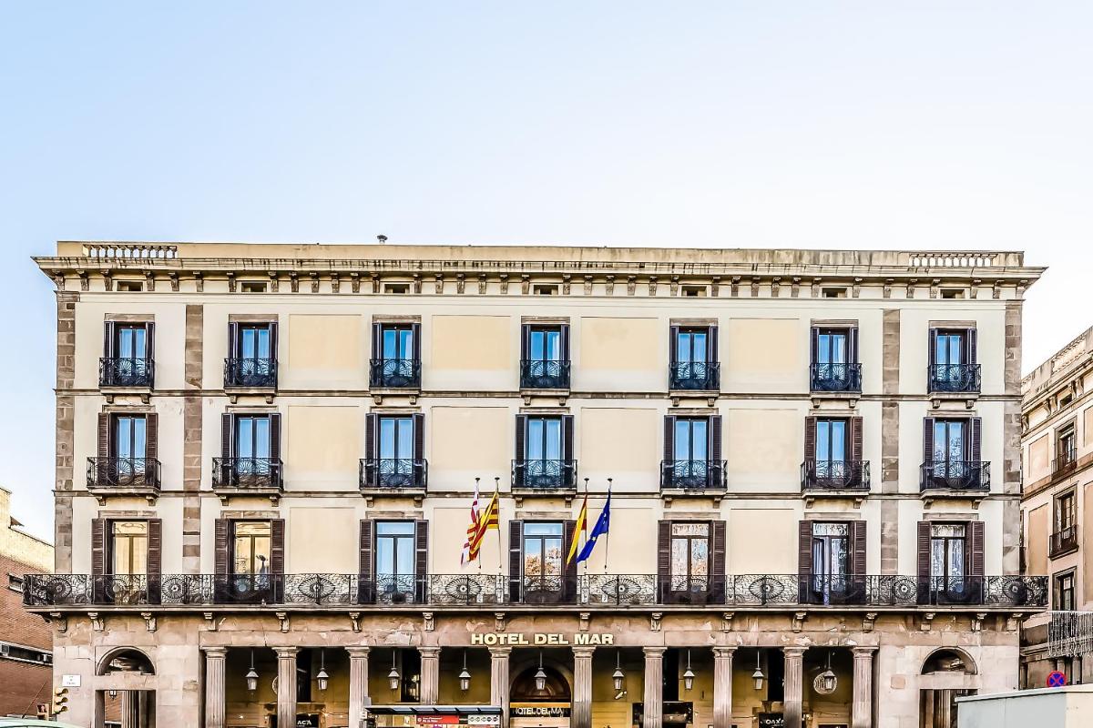 Hotel del Mar - Housity