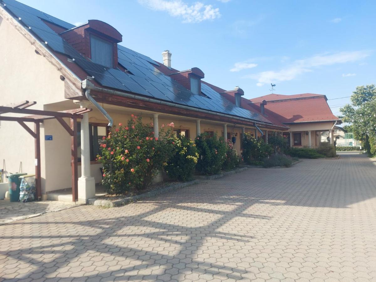 Apartman116 Airport - Housity