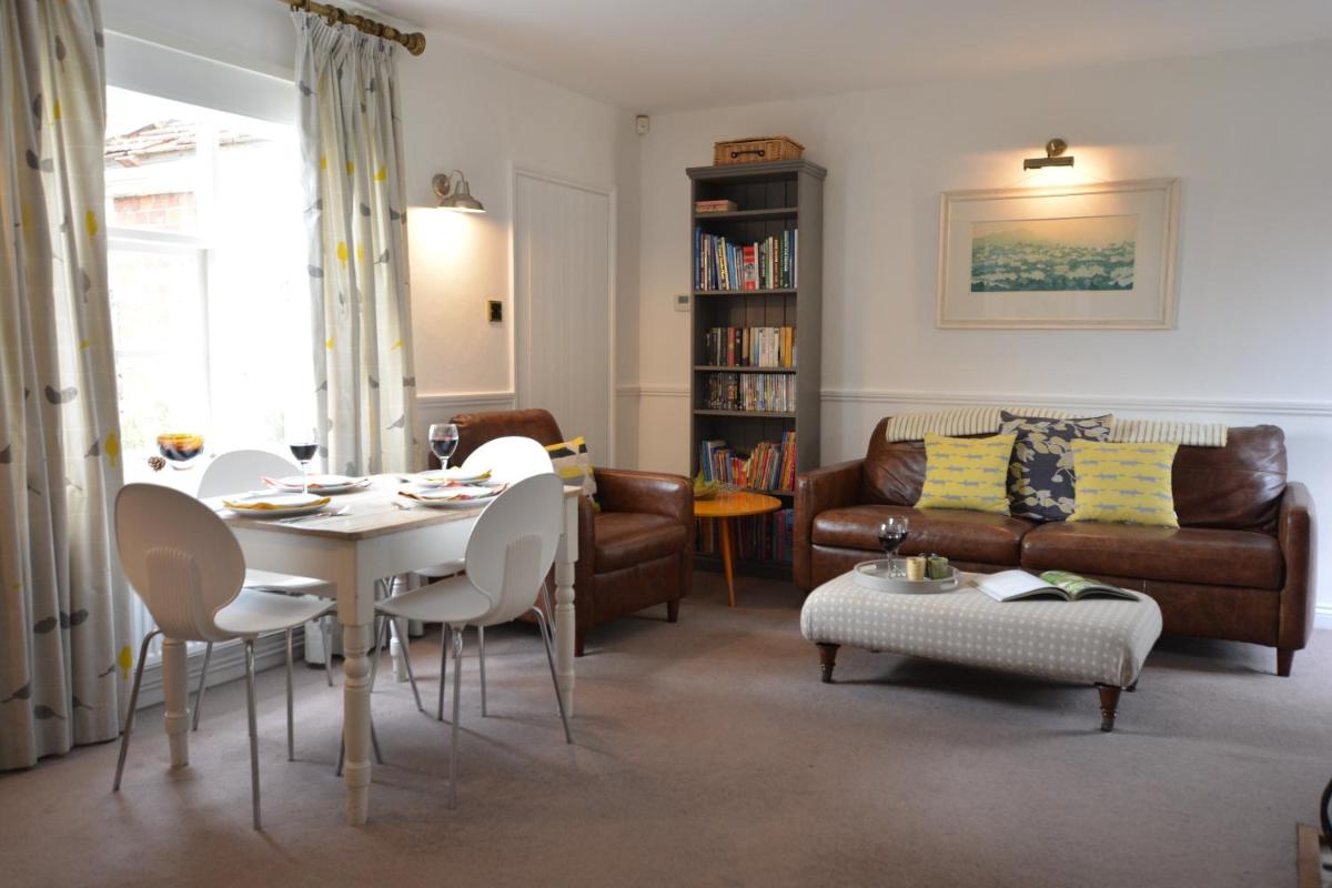 Rookyards, Spexhall - Housity