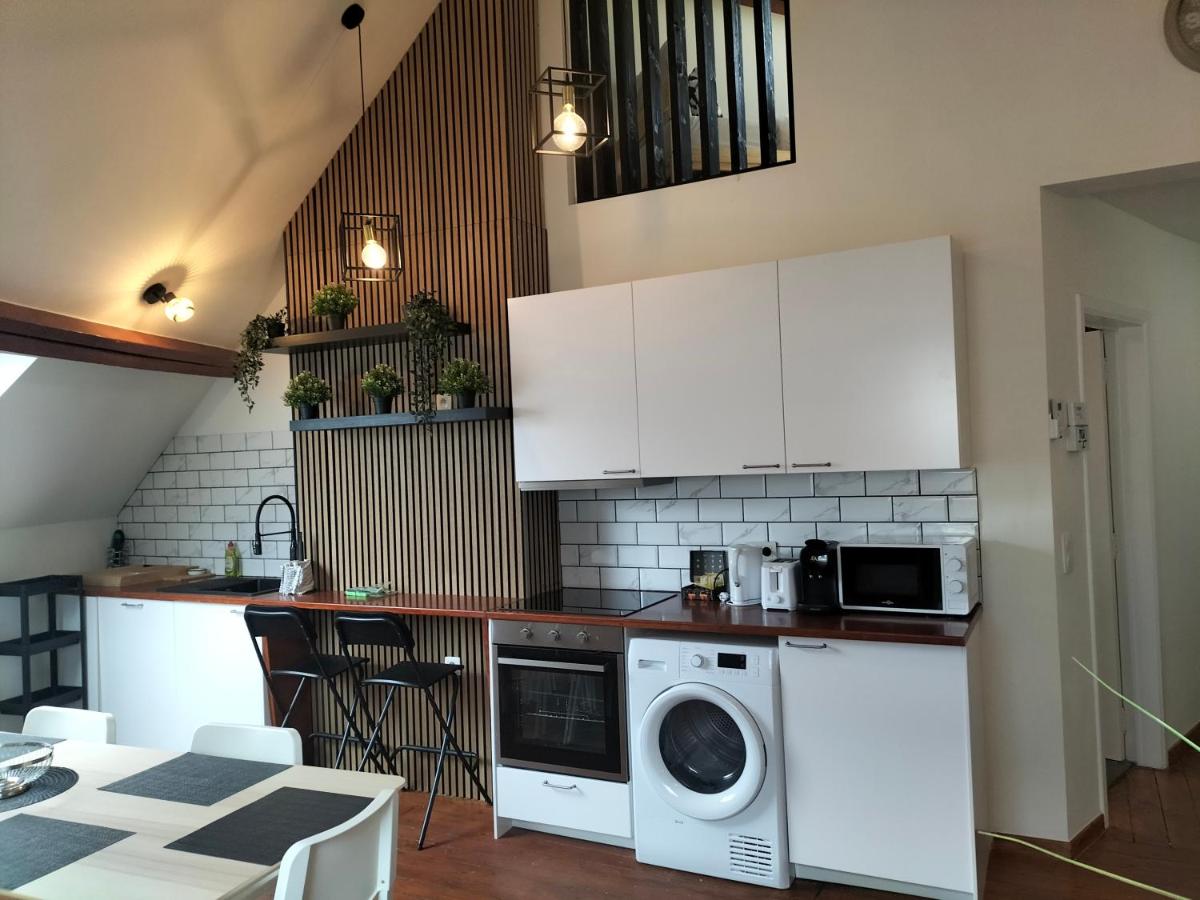 New Cozy Apartments In Porte de HAL - Housity