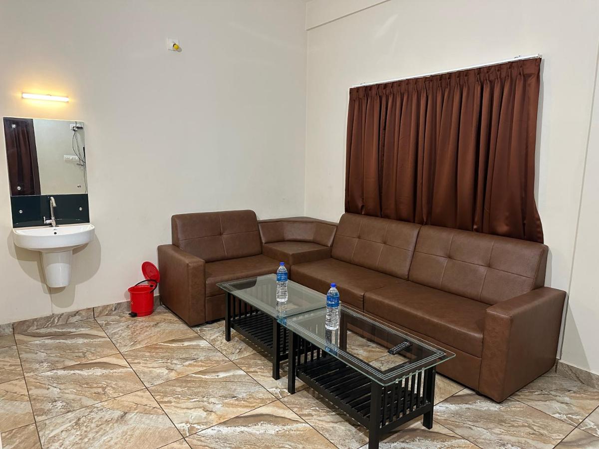 ZAHIR RESIDENCY - Housity
