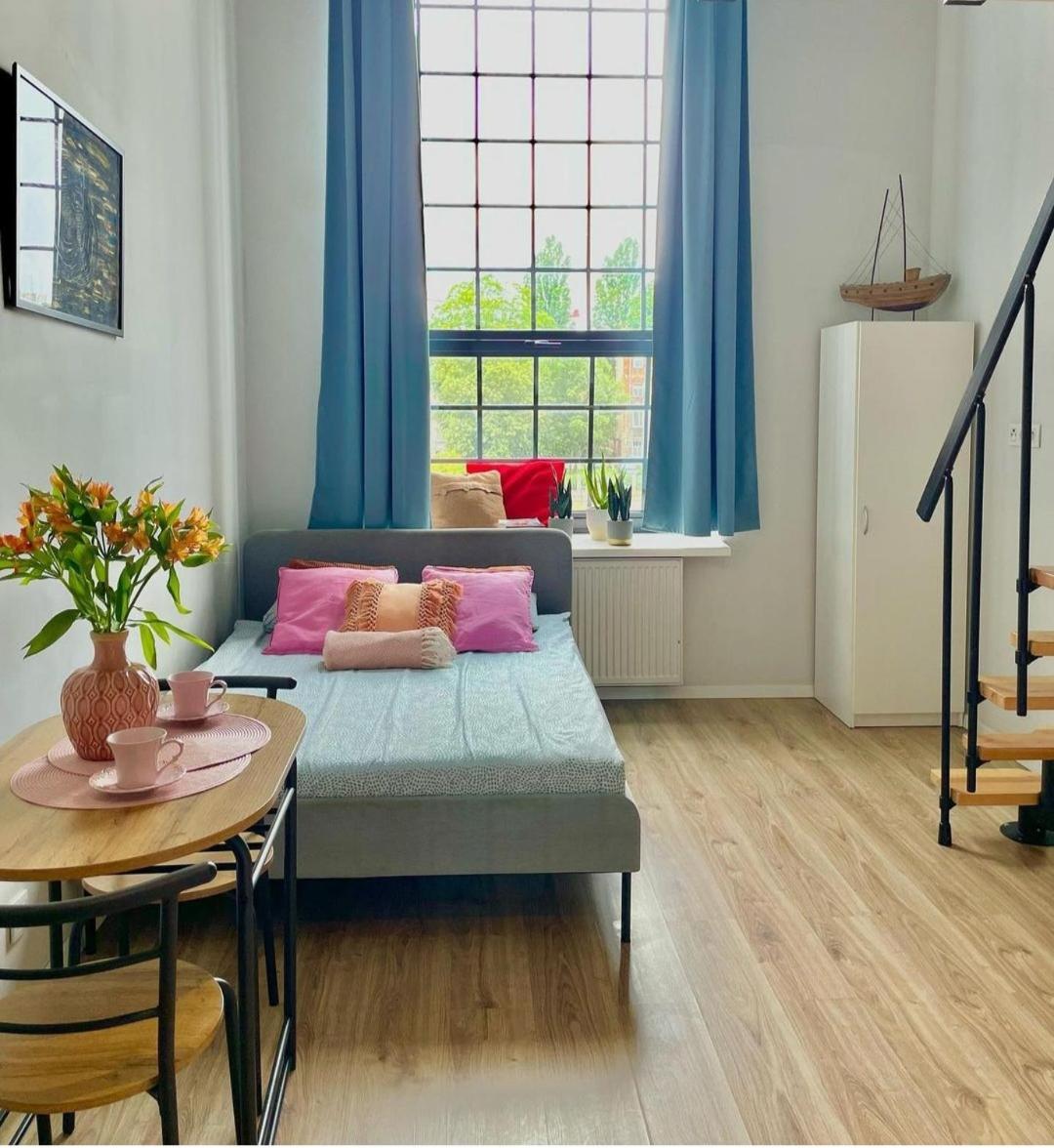 HOLA Apartamenty Pomorska 65 - Housity