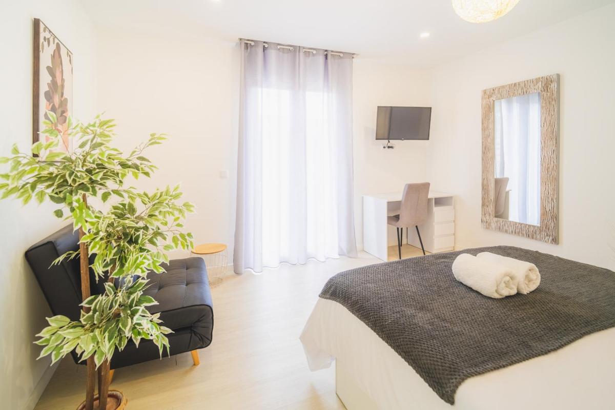 Fernandes House - Housity