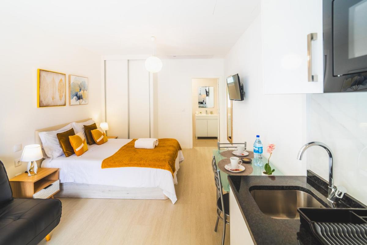 Fernandes House - Housity