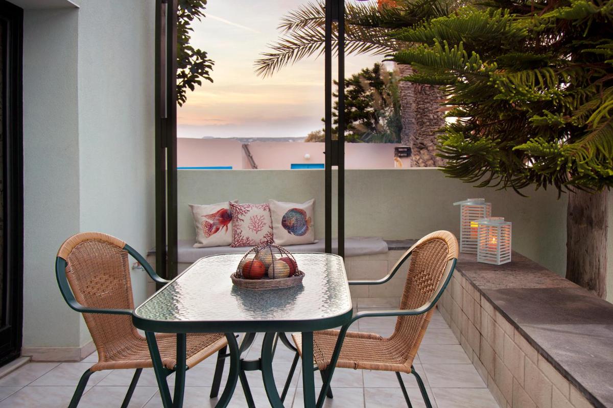 Suitetrails - Minos Apartments & Studios