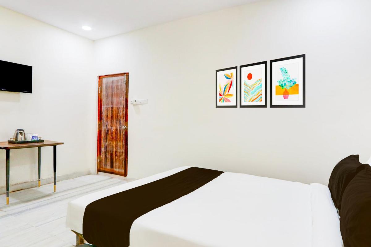 Super Collection O HOTEL SS BLUE INN - Housity
