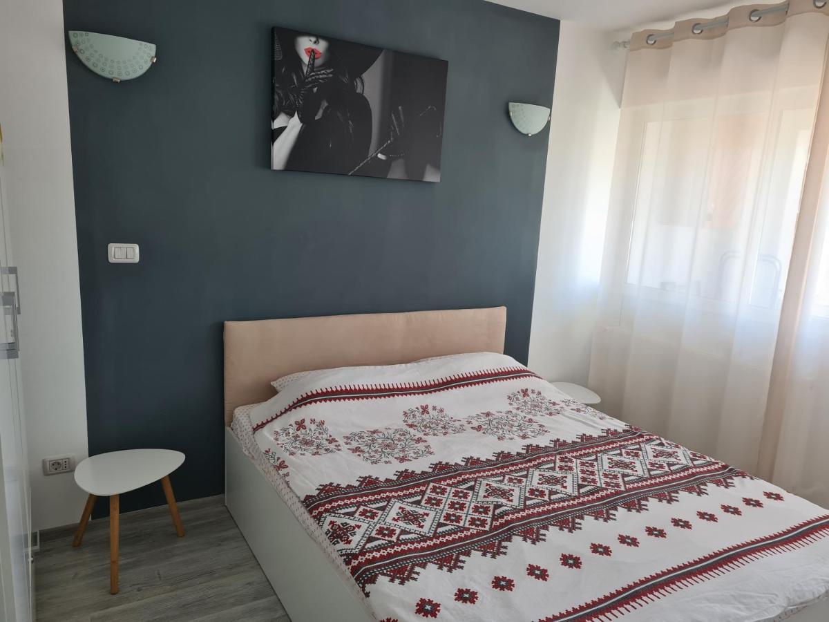 Luxury Mall III apartments - Housity