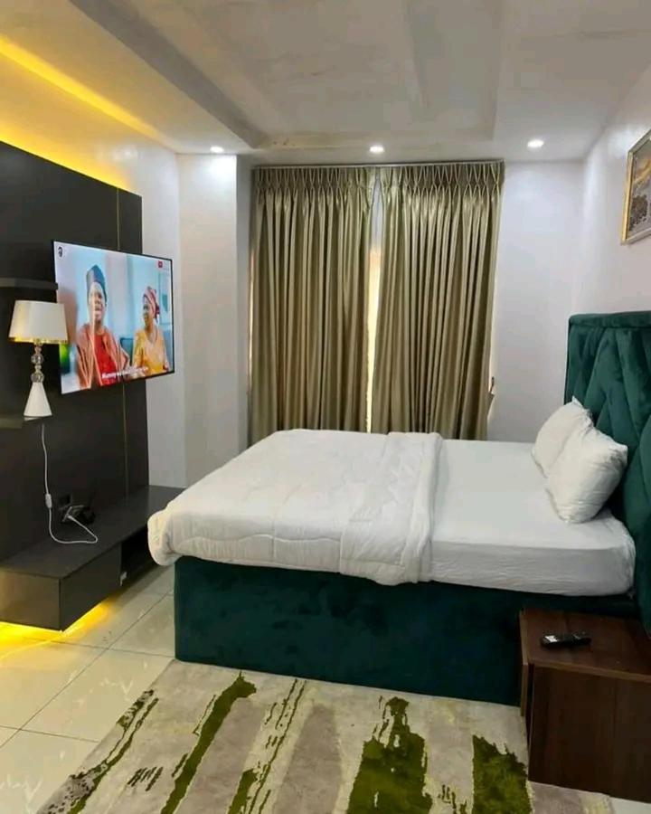 Suitetrails - Ikate elegushi salem bus stop MIJL residence and Villa