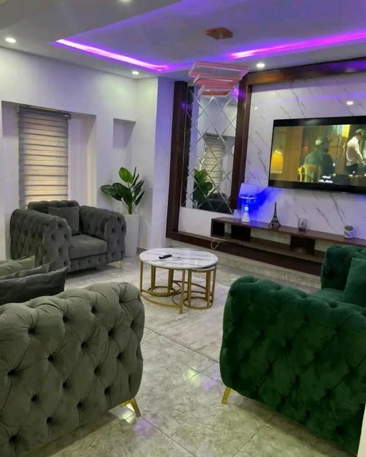 Suitetrails - Ikate elegushi salem bus stop MIJL residence and Villa