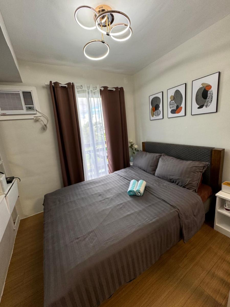 CozyVilla at Pine Suites Tagaytay 2BR or Studio with FREE PARKING - Housity