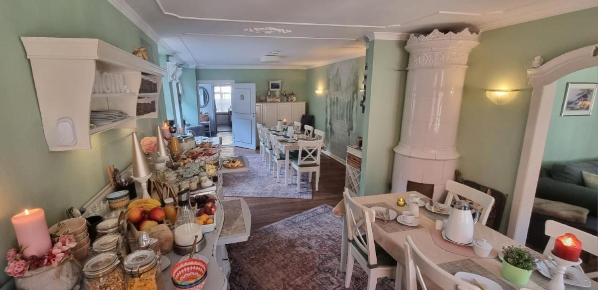 Hotel Bed & Breakfast am Dom - Housity