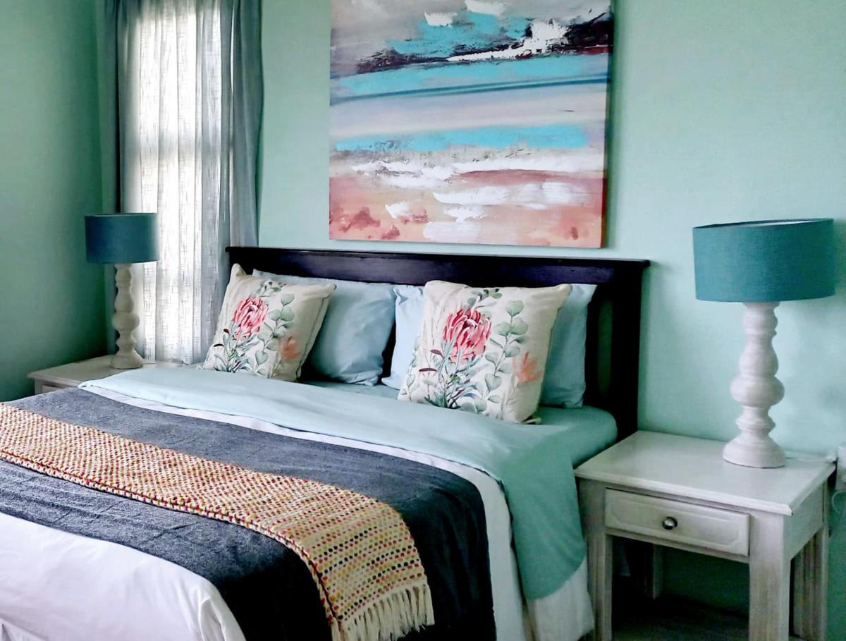 Suitetrails - Wild Coast Grosvenor Holiday Home