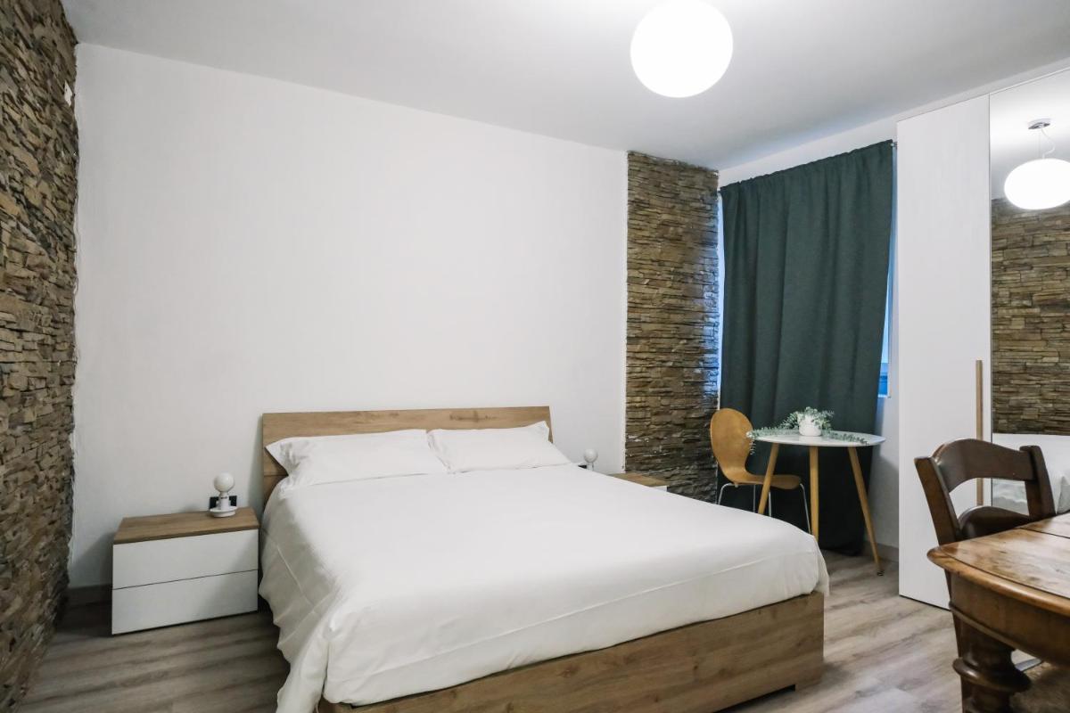 Flora Inn Scotti's House - Due passi in centro - Housity