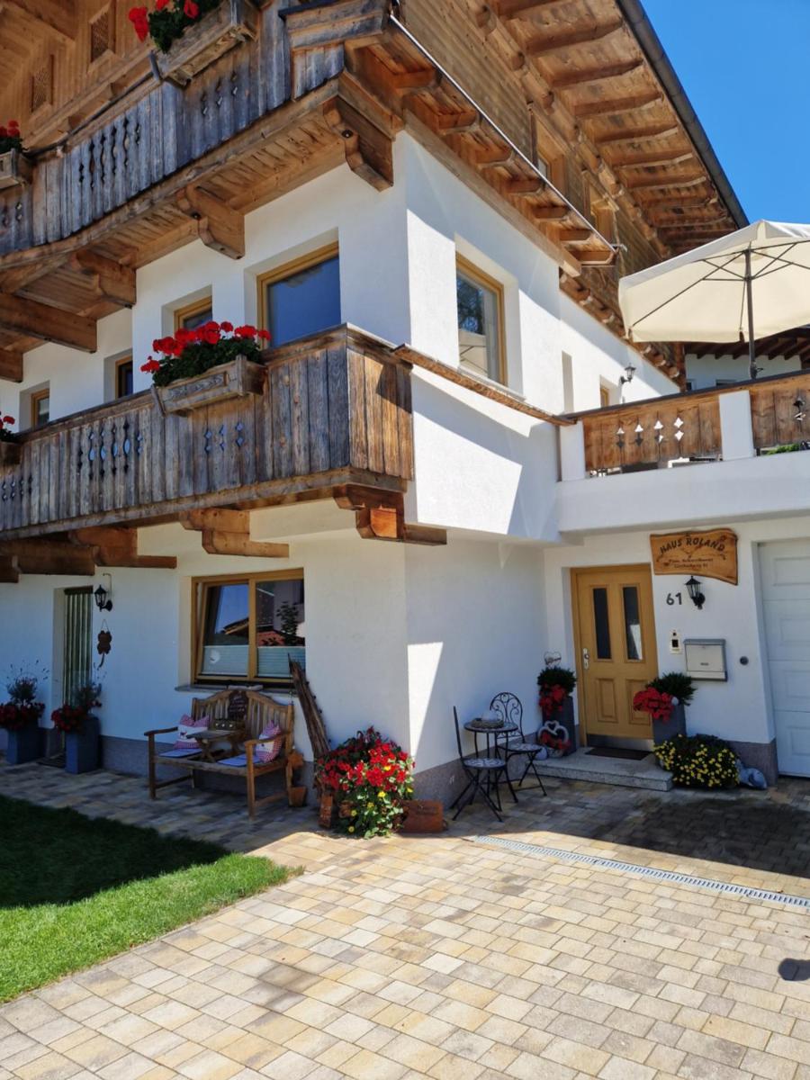 Haus Roland - Housity
