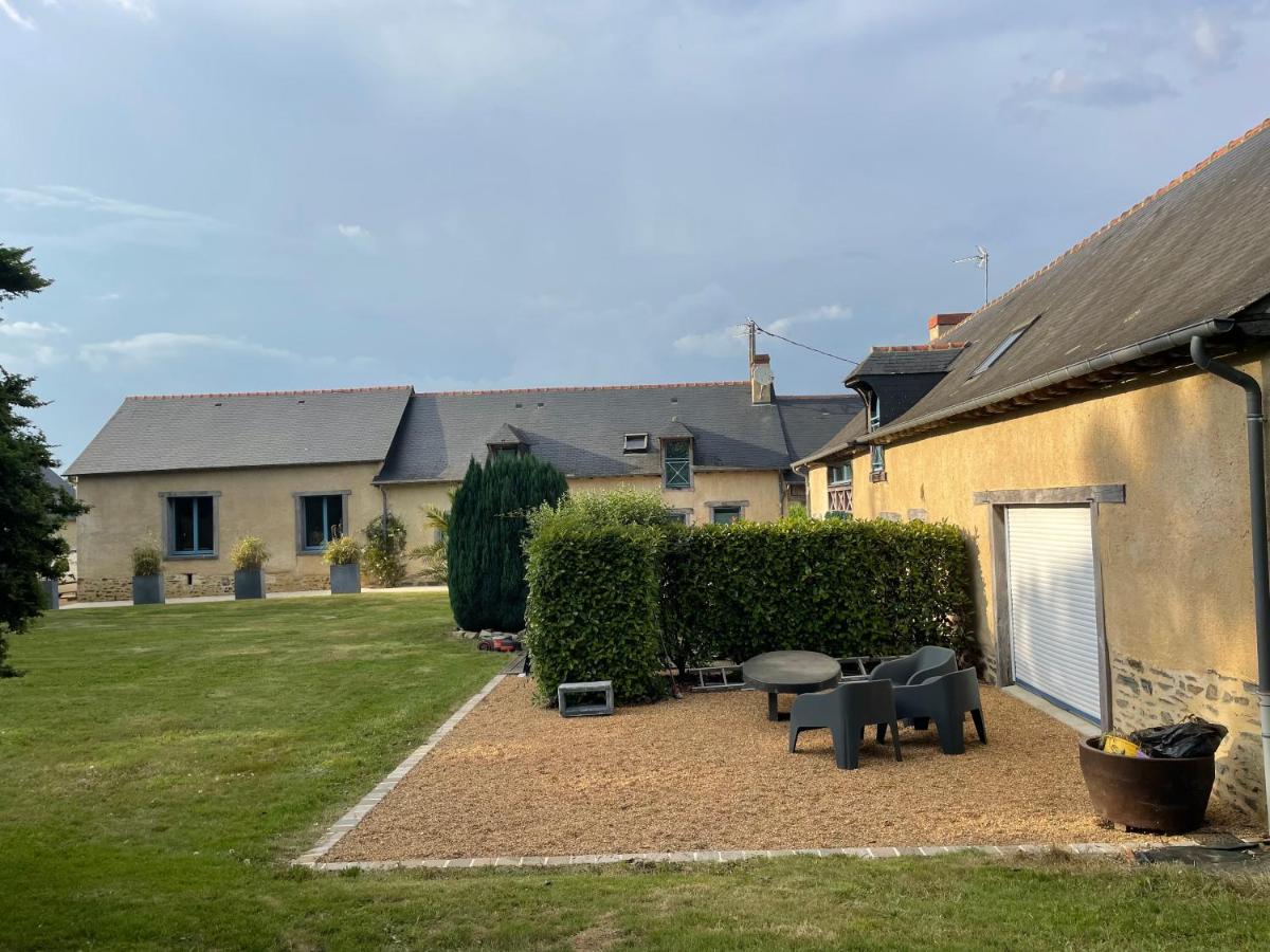 LONGERE AU CALME PROCHE DE RENNES et DE GOLF - Housity