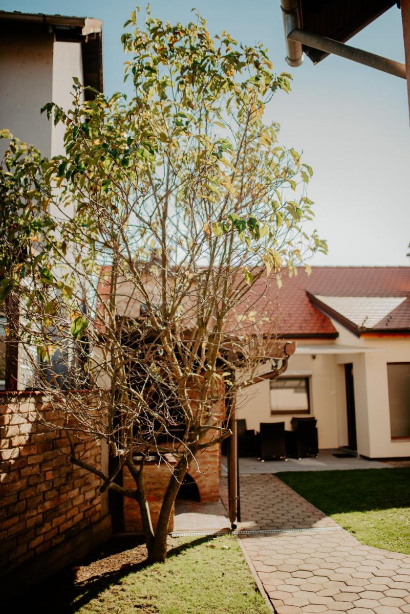 Apartments Peric - Županja - Housity