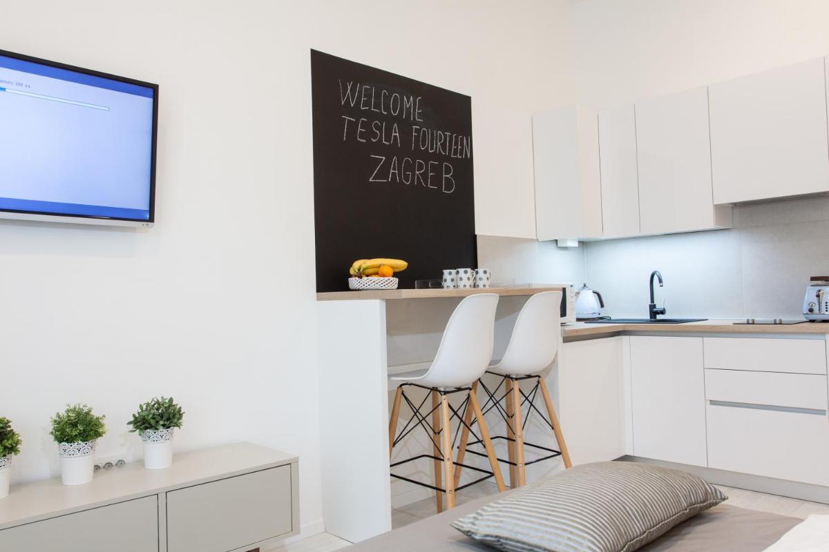 Tesla Boutique Apartments & Rooms - Housity