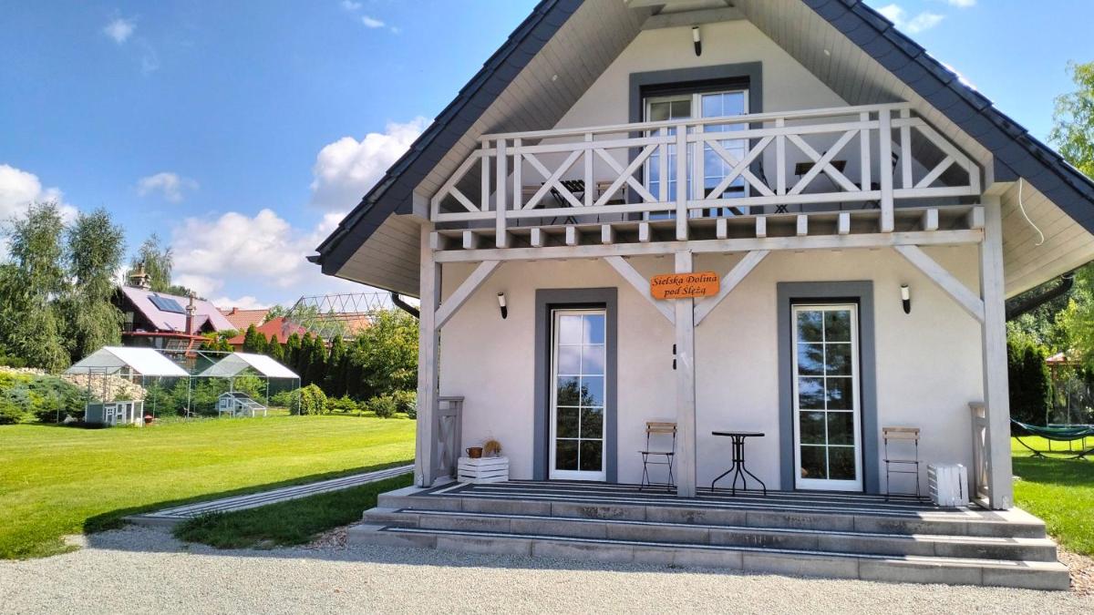 Sielska Dolina pod Ślężą - Housity