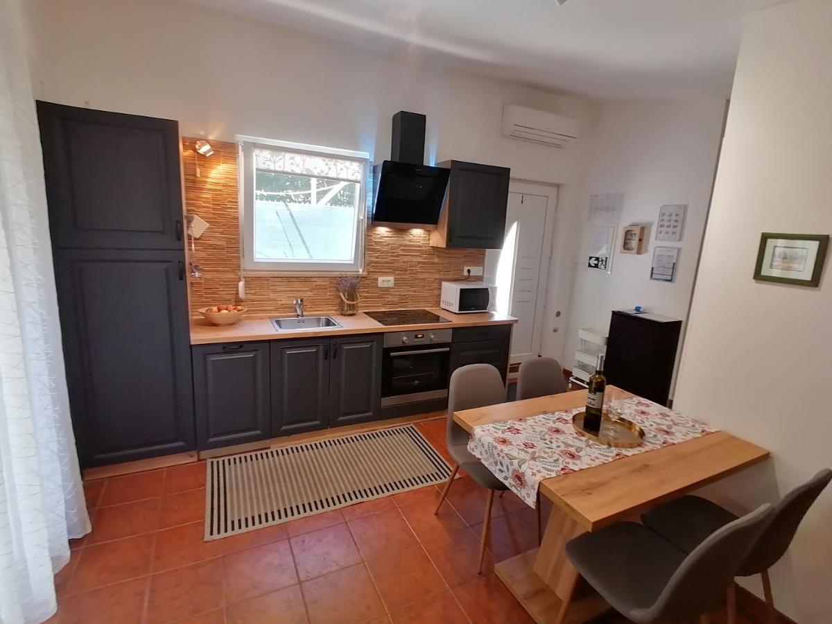 Vacation house near the sea - Housity