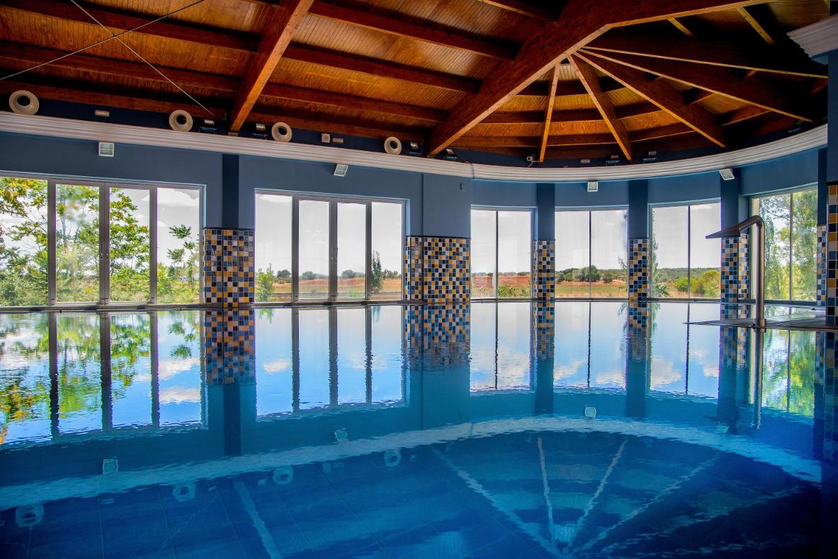 Piscina en o cerca de Hotel Balneario El Raposo