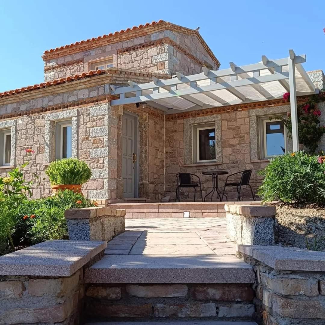 Lesvos Tower House Komninos - Housity