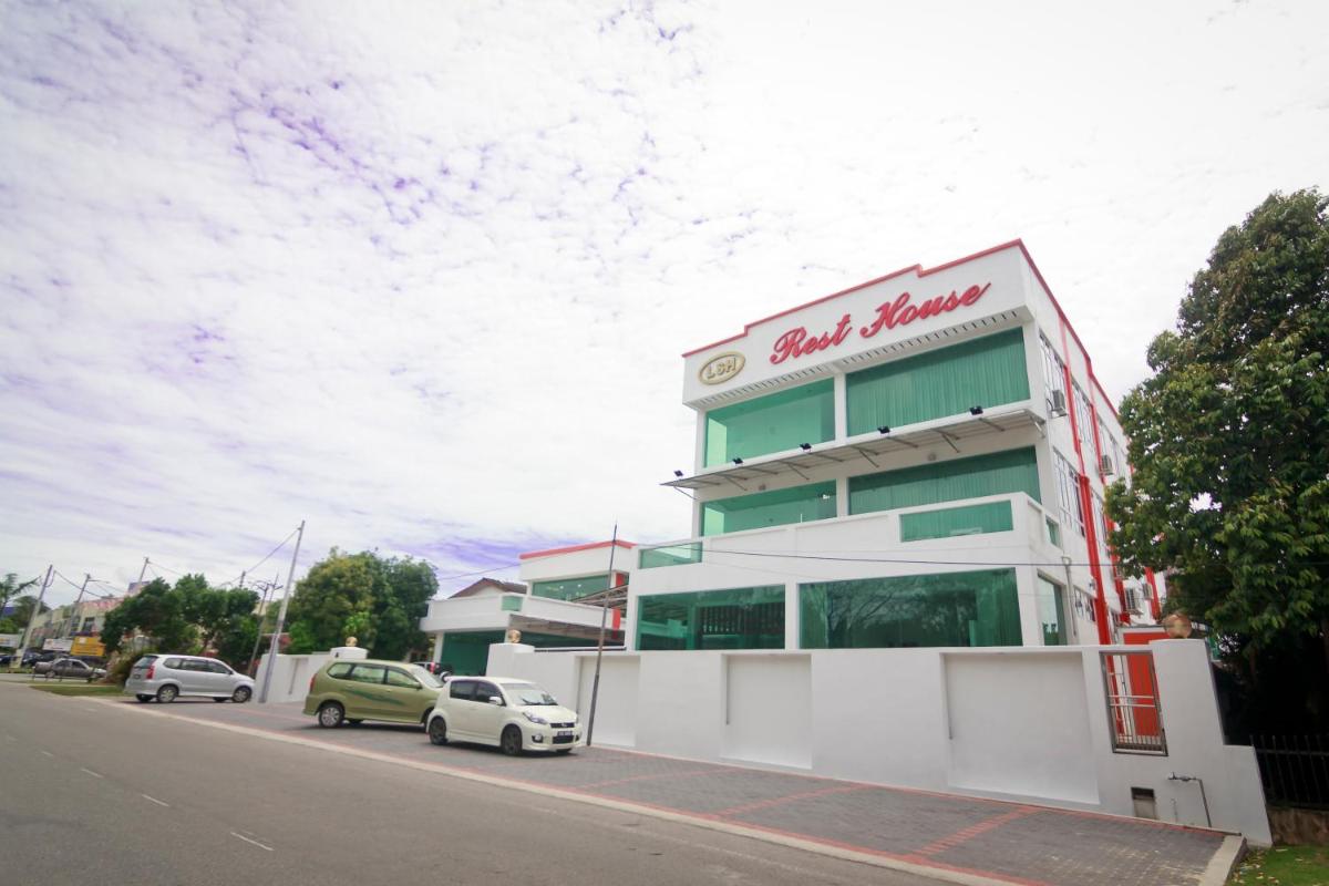 LSH Rest House - Housity
