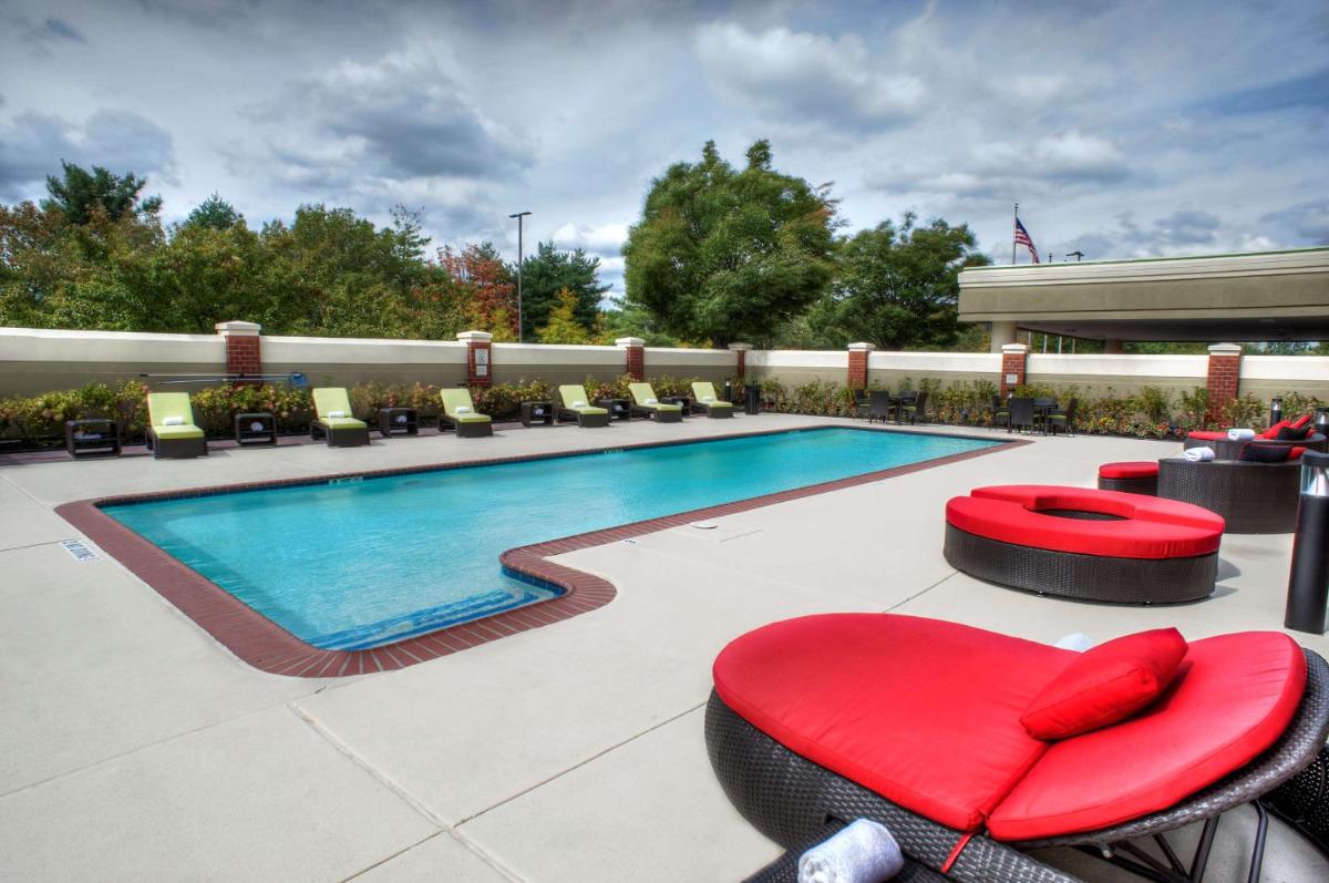 Suitetrails - Inn at Fox Chase - BW Premier Collection