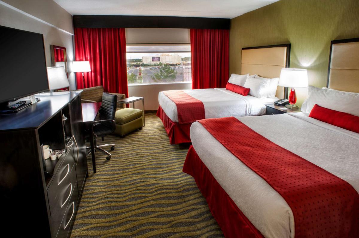 Suitetrails - Inn at Fox Chase - BW Premier Collection