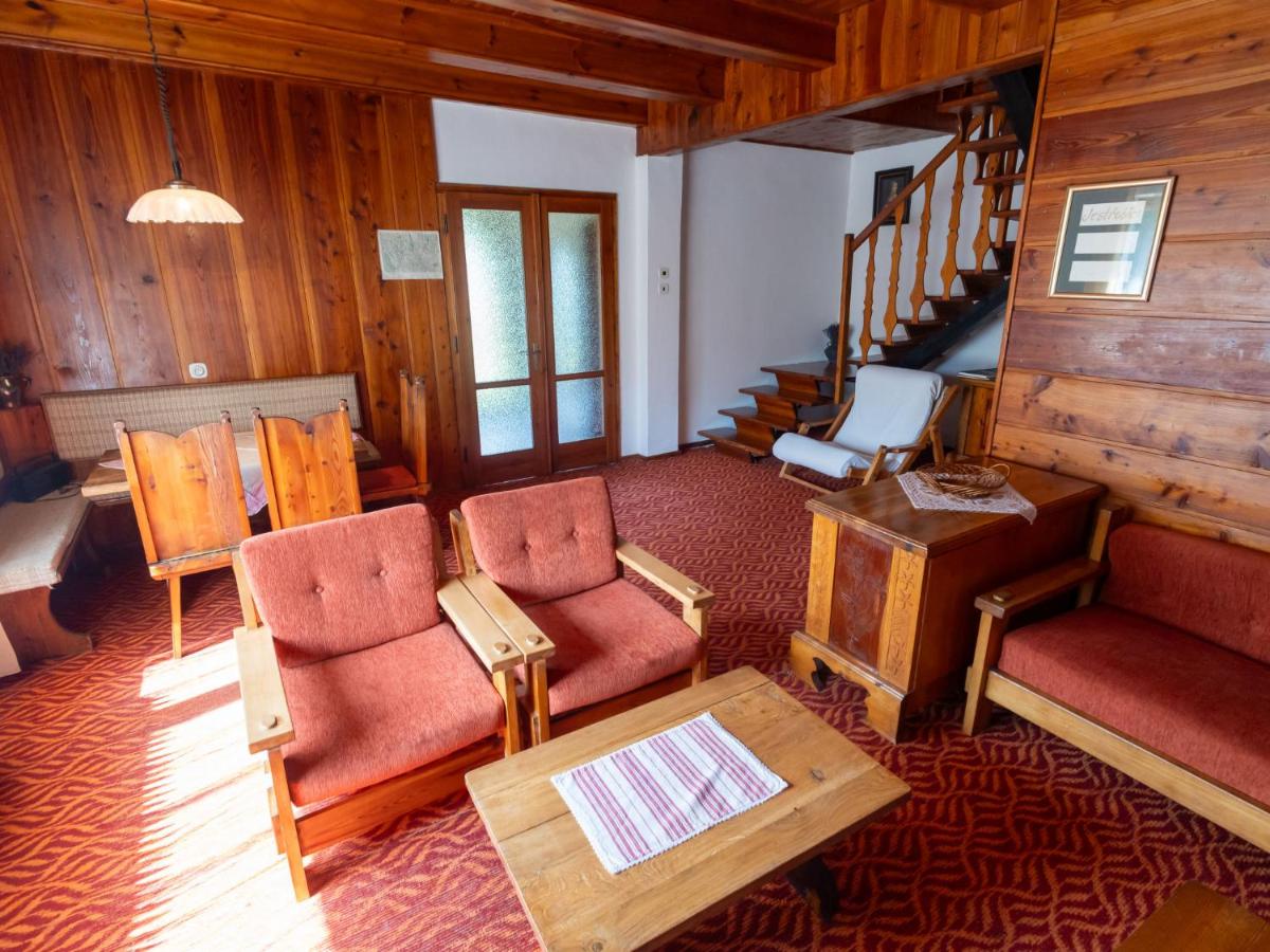Holiday Home Jestřebice 8 by Interhome - Housity