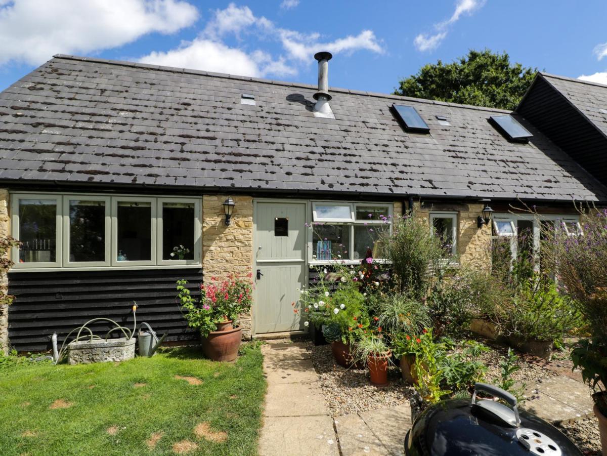Henmarsh Cottage - Housity
