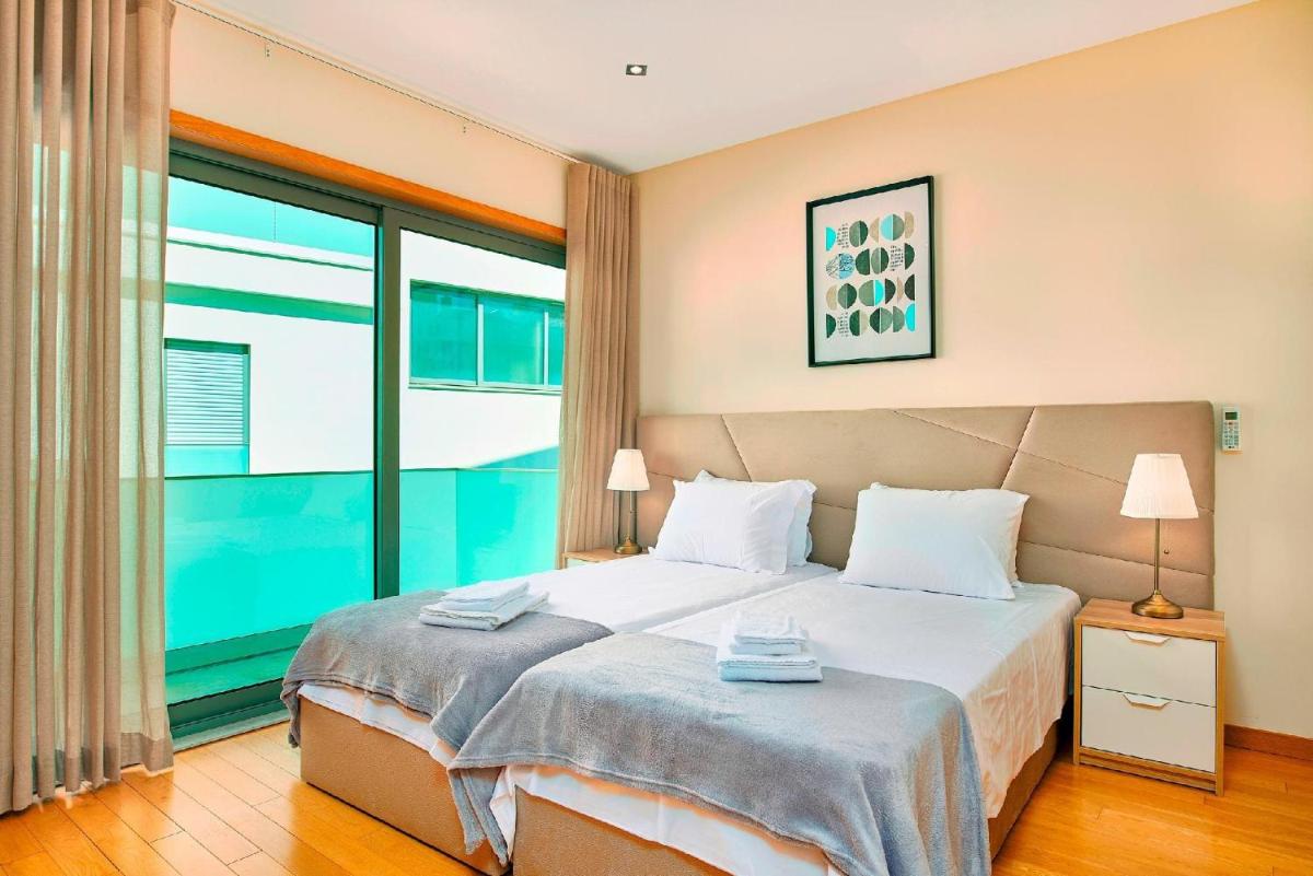 Stunning Townhouse With Pool In Tavira Centre - Housity