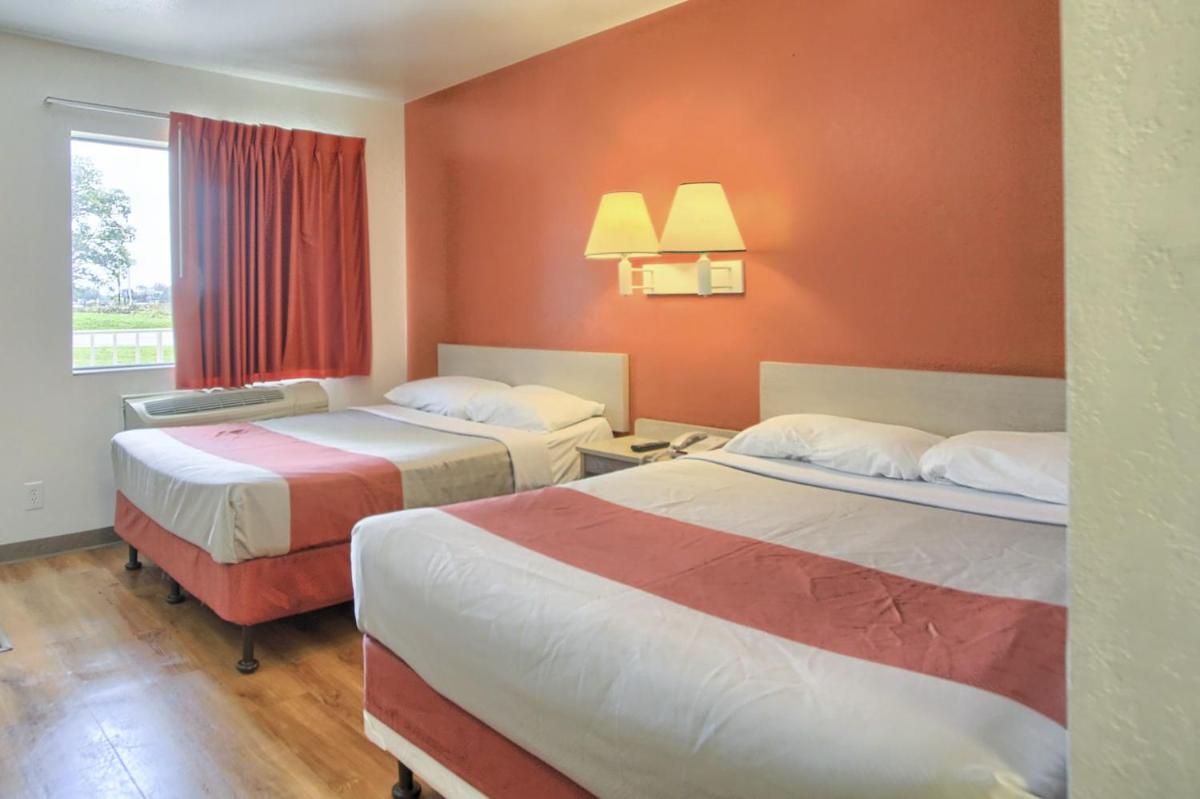 Motel 6-New Cumberland, PA - Harrisburg - Hershey South - Housity