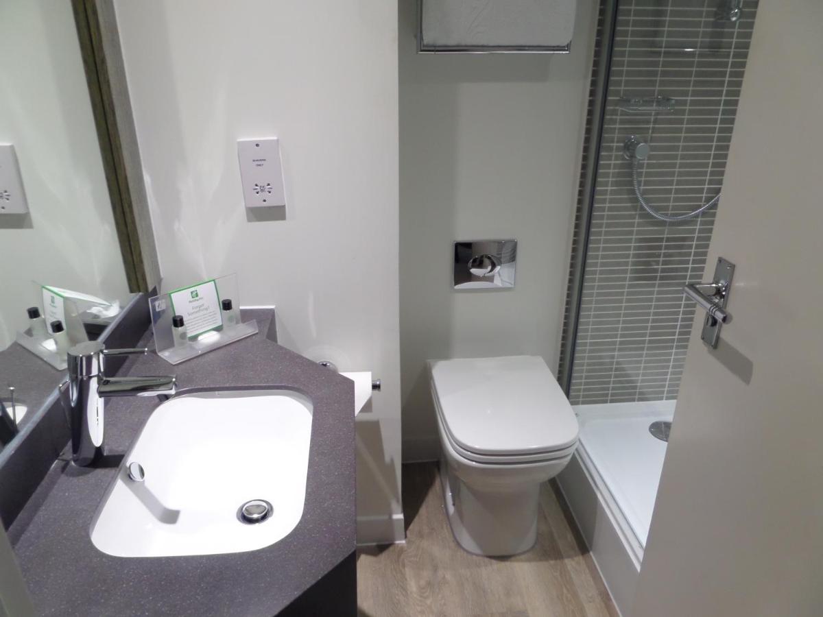 Holiday Inn Birmingham M6, Jct7, an IHG Hotel - Housity