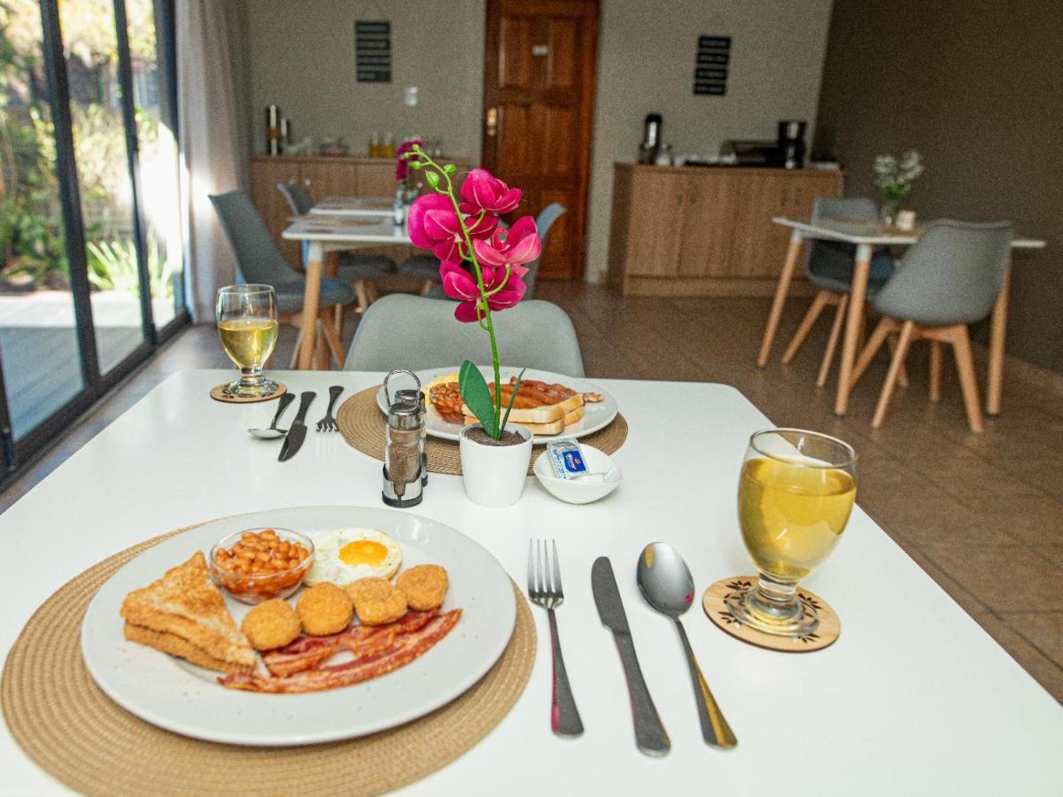 Nightingale Bed and Breakfast - Housity