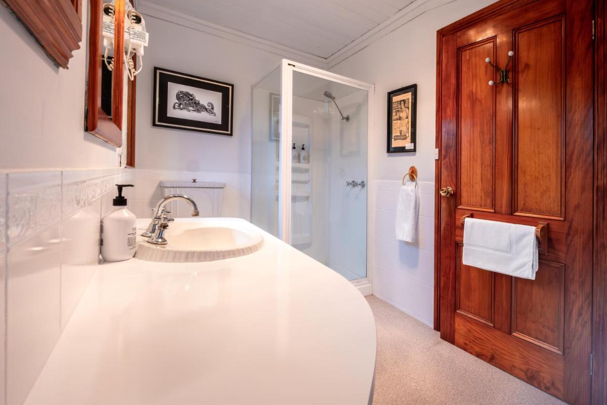 Suitetrails - Seaview Apartment - Tidelines of Bicheno
