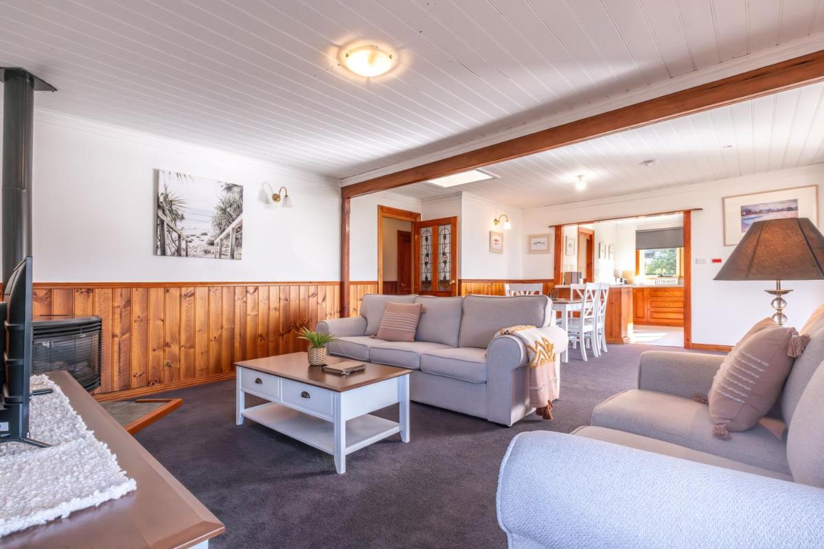 Suitetrails - Seaview Apartment - Tidelines of Bicheno