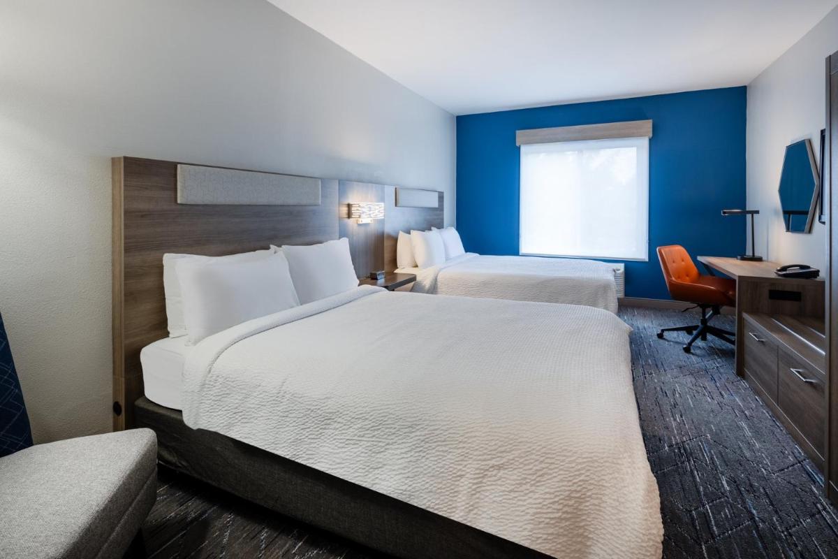 Holiday Inn Express Vancouver North by IHG - Housity