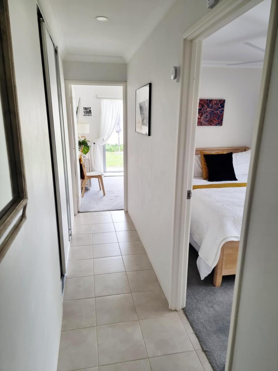 Queen bed apartment- No sharing, your very own space - Housity