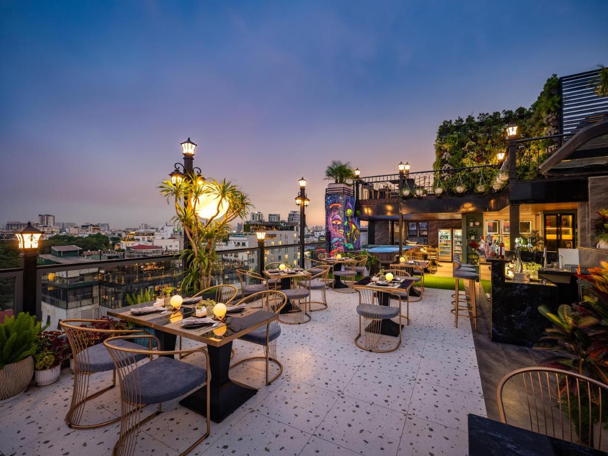 L'Signature Hotel & Spa - Housity